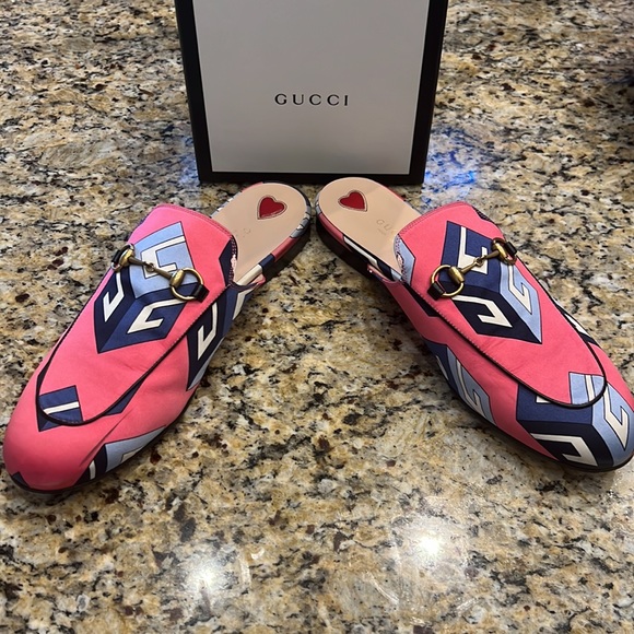 Gucci Pink Flamb - Picture 2 of 8